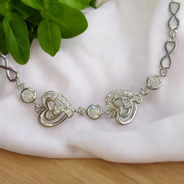 Bracelet with Heart Shape and Infinity Chain