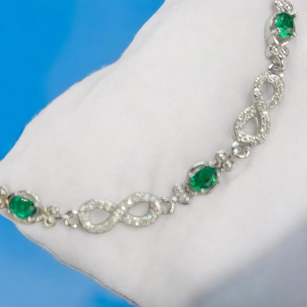 Bracelet with Infinity Chain and Green Stone