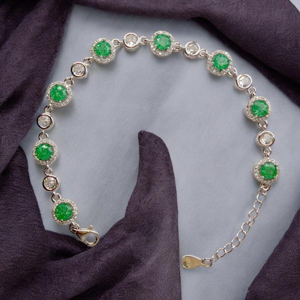 Bracelet with Beautiful Green Stone