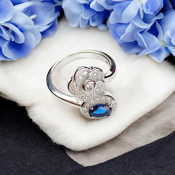 Adjustable Ring with Blue Stone and Diamond Floral Design