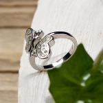 Adjustable Ring Butterfly Design with Diamond