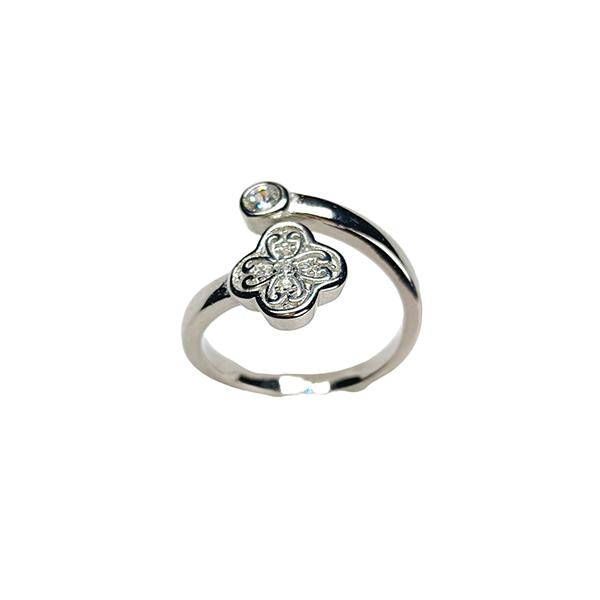 Adjustable Ring Floral Design with Diamond