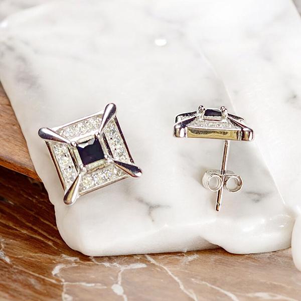 Earrings Square Shape with Diamond