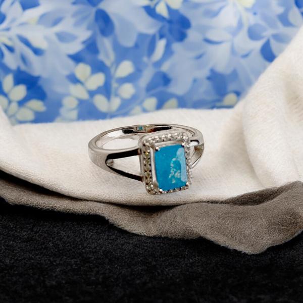 Ring with Turquoise Blue Stone